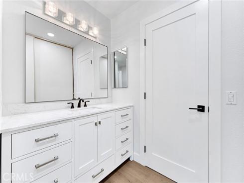 2405 Via Mariposa W Unit# 2c , Laguna Woods, CA