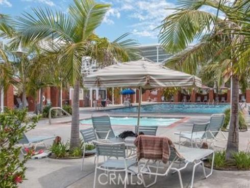 18 Via Castilla C , Laguna Woods, CA