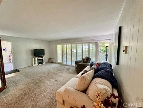 18 Via Castilla C , Laguna Woods, CA