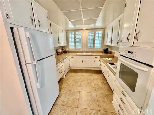 18 Via Castilla C , Laguna Woods, CA