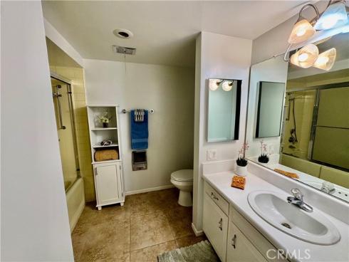 18 Via Castilla C , Laguna Woods, CA