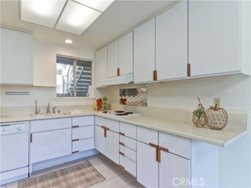 2184 Via Mariposa B , Laguna Woods, CA