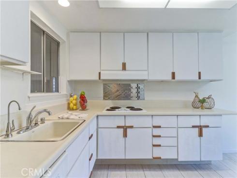 2184 Via Mariposa B , Laguna Woods, CA