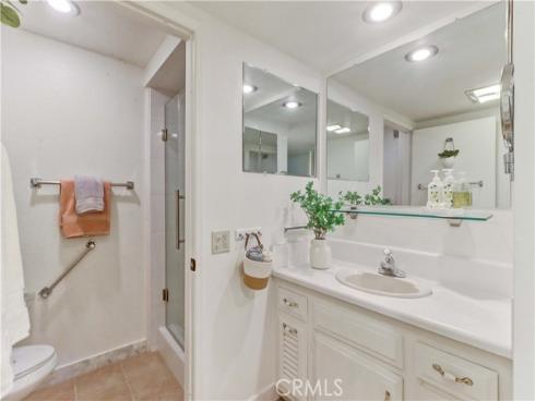 2184 Via Mariposa B , Laguna Woods, CA