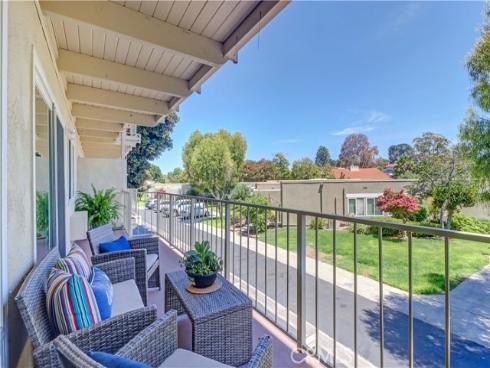 2184 Via Mariposa B , Laguna Woods, CA