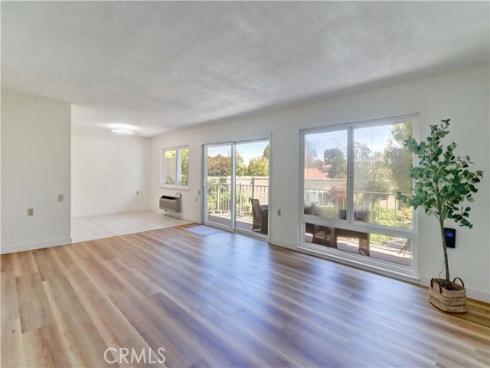 2184 Via Mariposa B , Laguna Woods, CA