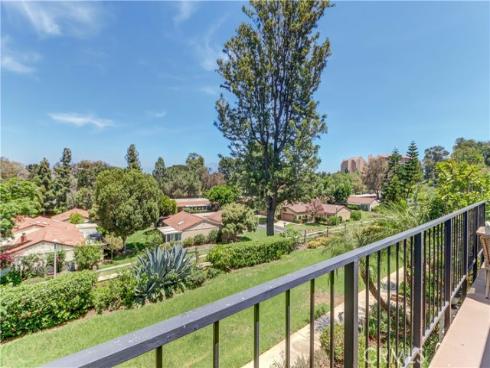 5350 Algarrobo N , Laguna Woods, CA