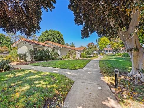 2365 Via Mariposa East C , Laguna Woods, CA