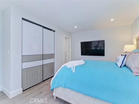 2305 Via Puerta , Laguna Woods, CA