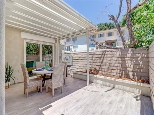 2305 Via Puerta , Laguna Woods, CA