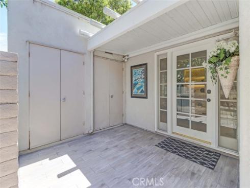 2305 Via Puerta , Laguna Woods, CA