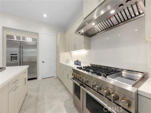 200 Sierra Madre , Lake Forest, CA