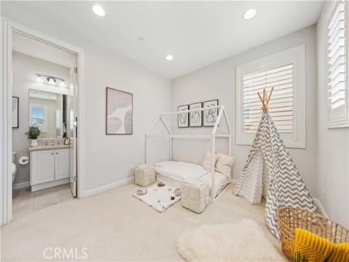32 Goldenrod , Lake Forest, CA