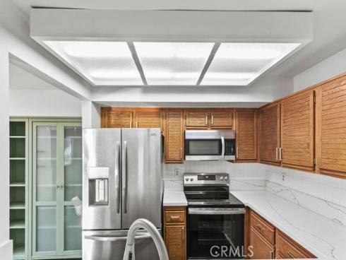 25761 Le Parc , Lake Forest, CA