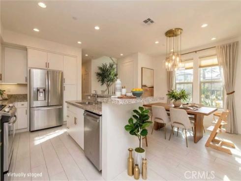 192 Finch , Lake Forest, CA