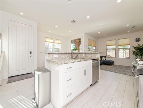 192 Finch , Lake Forest, CA