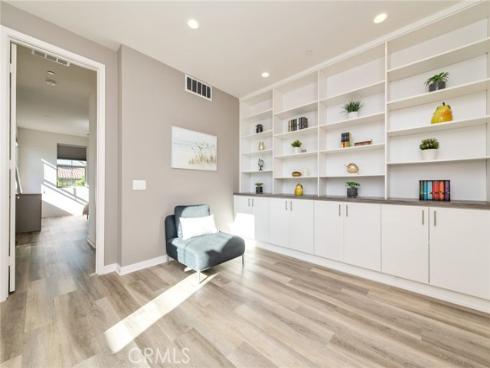 192 Finch , Lake Forest, CA