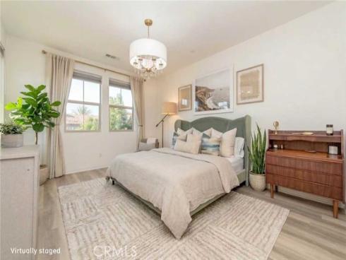 192 Finch , Lake Forest, CA