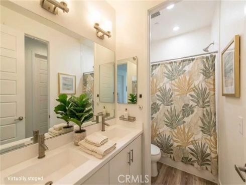 192 Finch , Lake Forest, CA