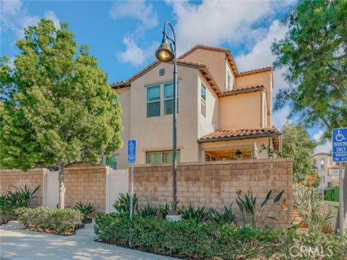 192 Finch , Lake Forest, CA