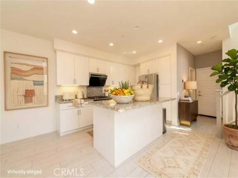 192 Finch , Lake Forest, CA