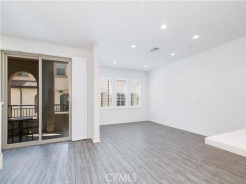 606 White Oaks , Lake Forest, CA