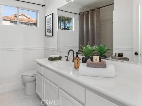 21961 Cayuga Lane , Lake Forest, CA