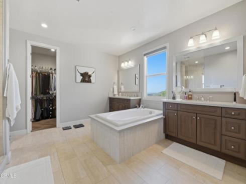 13 Barberry , Lake Forest, CA