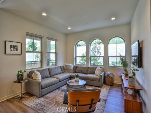 608 White Oaks , Lake Forest, CA