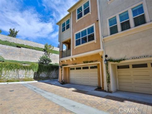 608 White Oaks , Lake Forest, CA