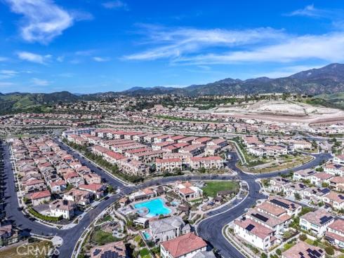 608 White Oaks , Lake Forest, CA