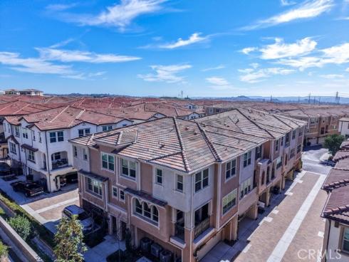 608 White Oaks , Lake Forest, CA