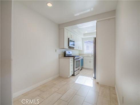 25261 Tanoak , Lake Forest, CA