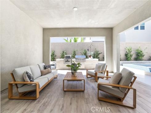 261 Huckleberry , Lake Forest, CA