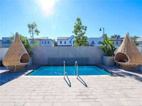 261 Huckleberry , Lake Forest, CA