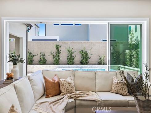 261 Huckleberry , Lake Forest, CA
