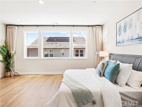 200 Longden , Lake Forest, CA