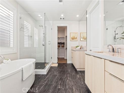 200 Longden , Lake Forest, CA