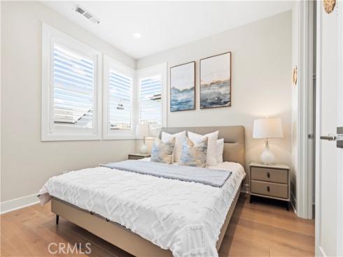 200 Longden , Lake Forest, CA