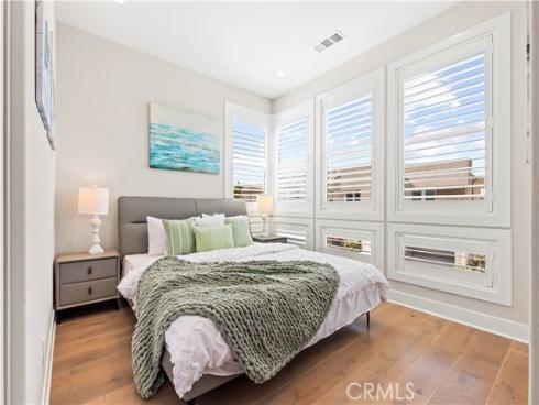 200 Longden , Lake Forest, CA
