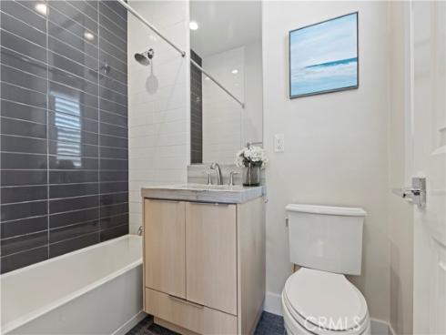 200 Longden , Lake Forest, CA
