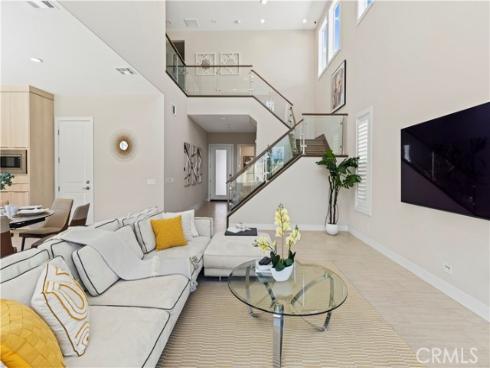 200 Longden , Lake Forest, CA