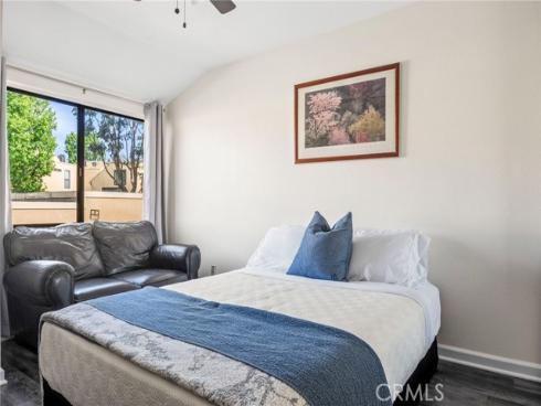 25712 Le Parc 20 , Lake Forest, CA