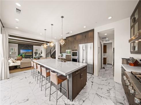 2592 Highland Oak Court, Lake Forest, CA