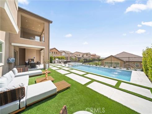 2592 Highland Oak Court, Lake Forest, CA
