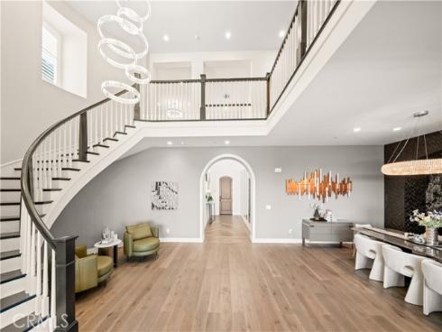 2592 Highland Oak Court, Lake Forest, CA