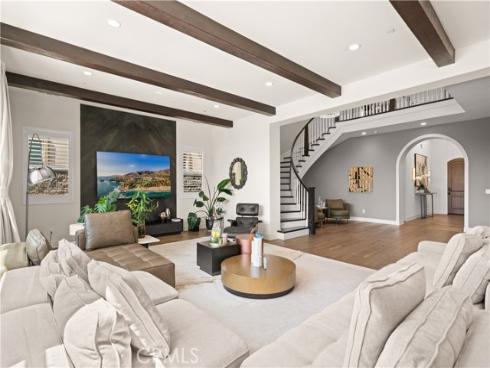 2592 Highland Oak Court, Lake Forest, CA