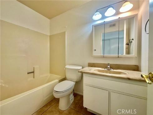25885 Trabuco 304 , Lake Forest, CA