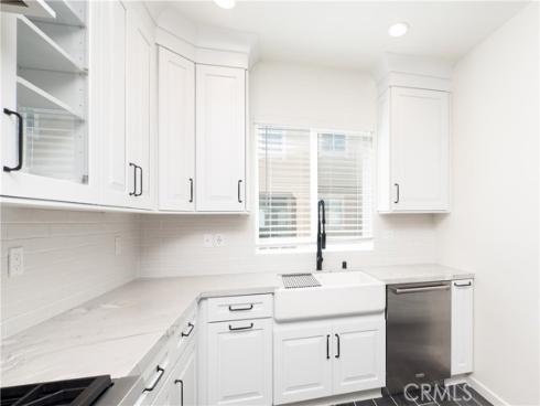 609 Shadowbrook , Lake Forest, CA
