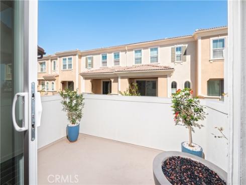 609 Shadowbrook , Lake Forest, CA